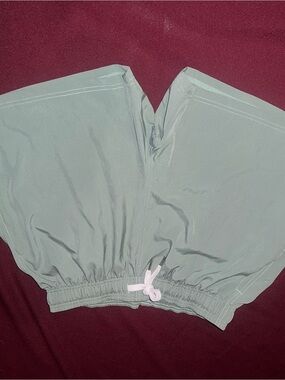 Cove brand Sage Green swim Shorts size32